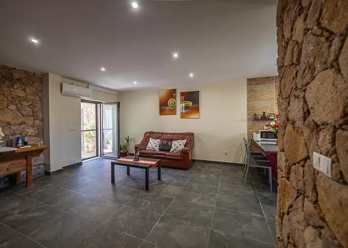 Casas Da Fraga - Serra Da Estrela * Fornos de Algodres